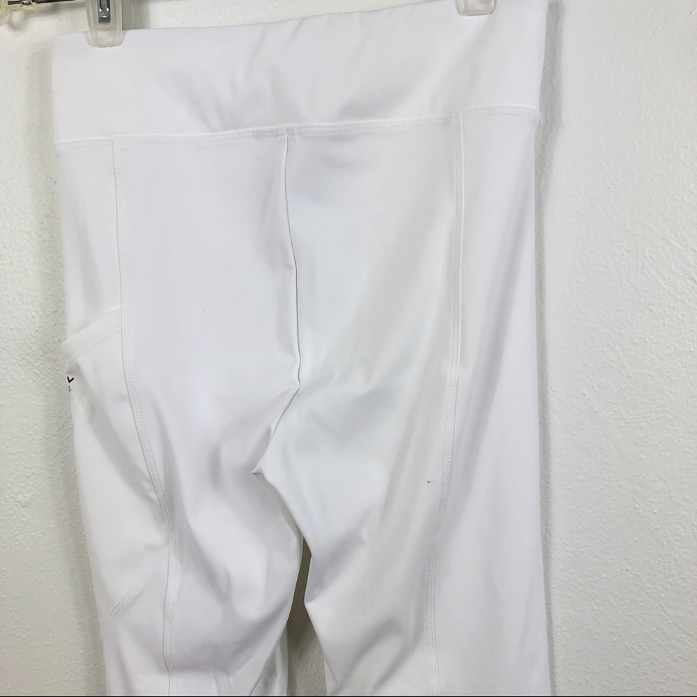 Koral Pista Blackout High Rise Legging - White - Picture 7 of 11